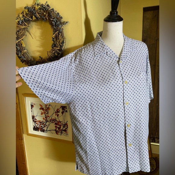 NAT NAST Size Large 100% Silk Camp Shirt MCM vibes  White / Blue Print SOPRANOS - Picture 2 of 15